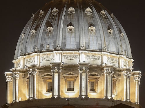 Morto il prete del mistero: cos'era nascosto sotto la cupola di San Pietro