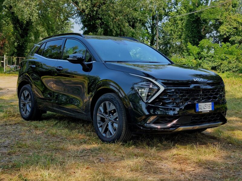 Kia Sportage HEV gallery: guarda le foto della prova su strada 4