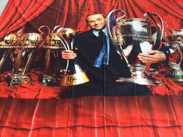 Le lenzuola di compleanno per Berlusconi 5