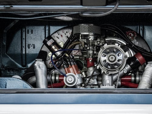 Sedia elettrica e auto elettrica