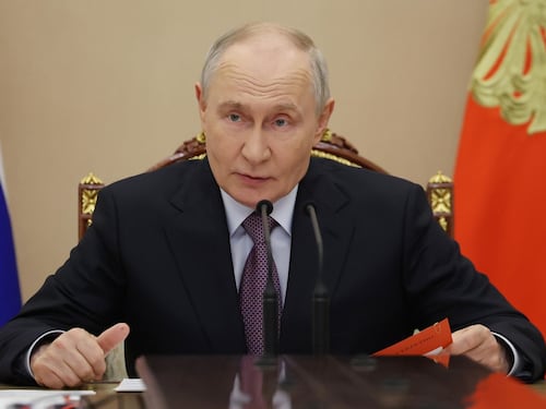 Guerra infinita e inflazione: crolla il gradimento di Putin
