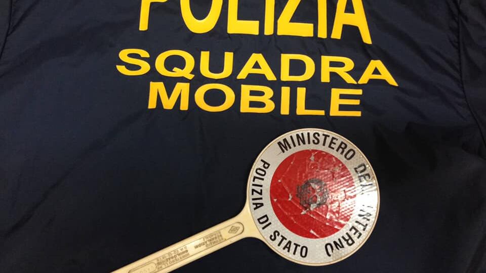 Milano, latitante da 15 anni trovato dalla polizia sotto casa della madre