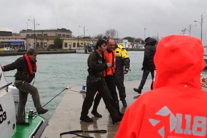 Scontro tra due mercantili davanti al porto di Ravenna 2