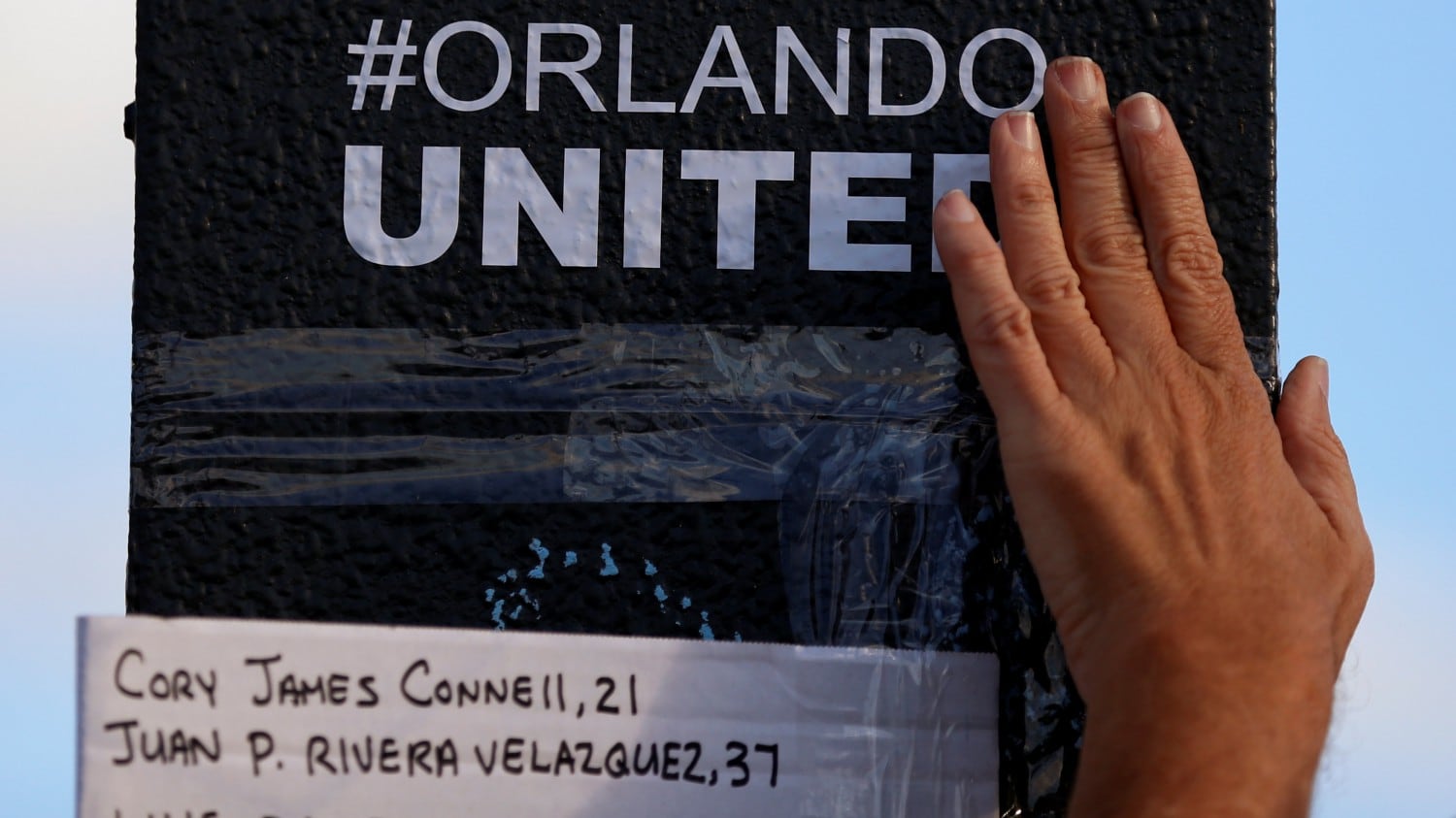 Strage di Orlando: Facebook, Twitter e Google citati in giudizio