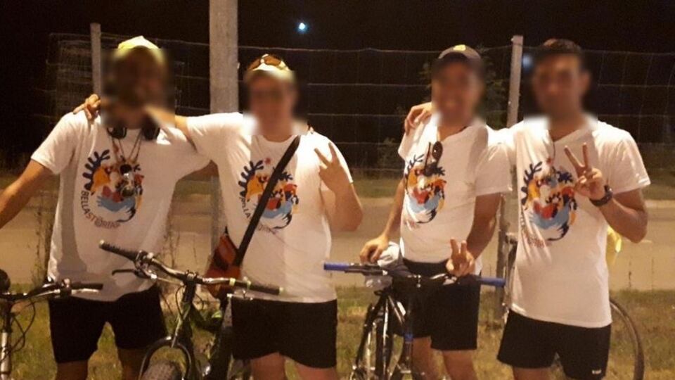 L'ultimo stratagemma dei clandestini: spacciarsi per ciclisti in gita di beneficenza