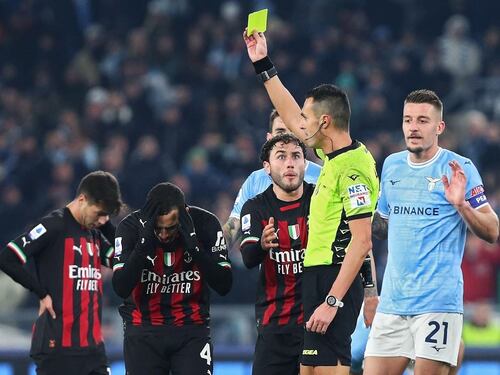 Il Milan non c'è, la Lazio stravince 4-0. Altra brutta sconfitta per i rossoneri