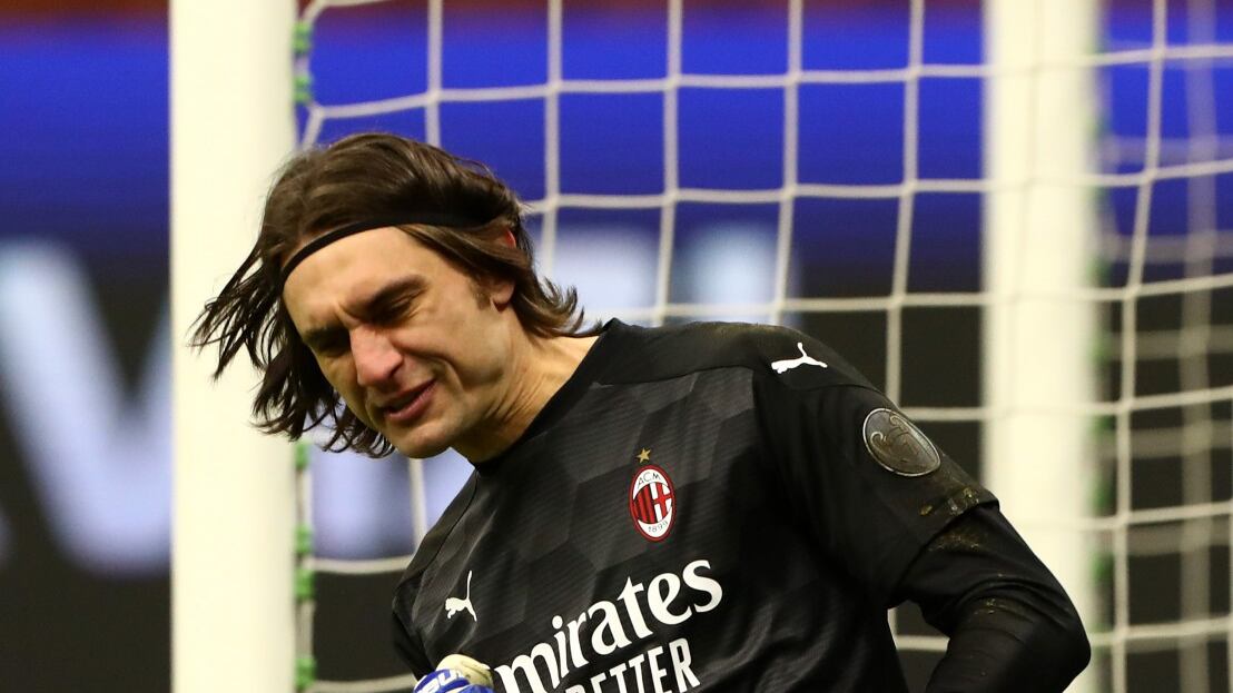 Il Milan ritrova Ibra ma perde la via del gol. Avanti solo di rigore
