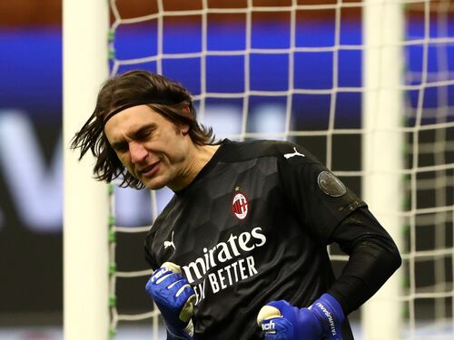 Il Milan ritrova Ibra ma perde la via del gol. Avanti solo di rigore
