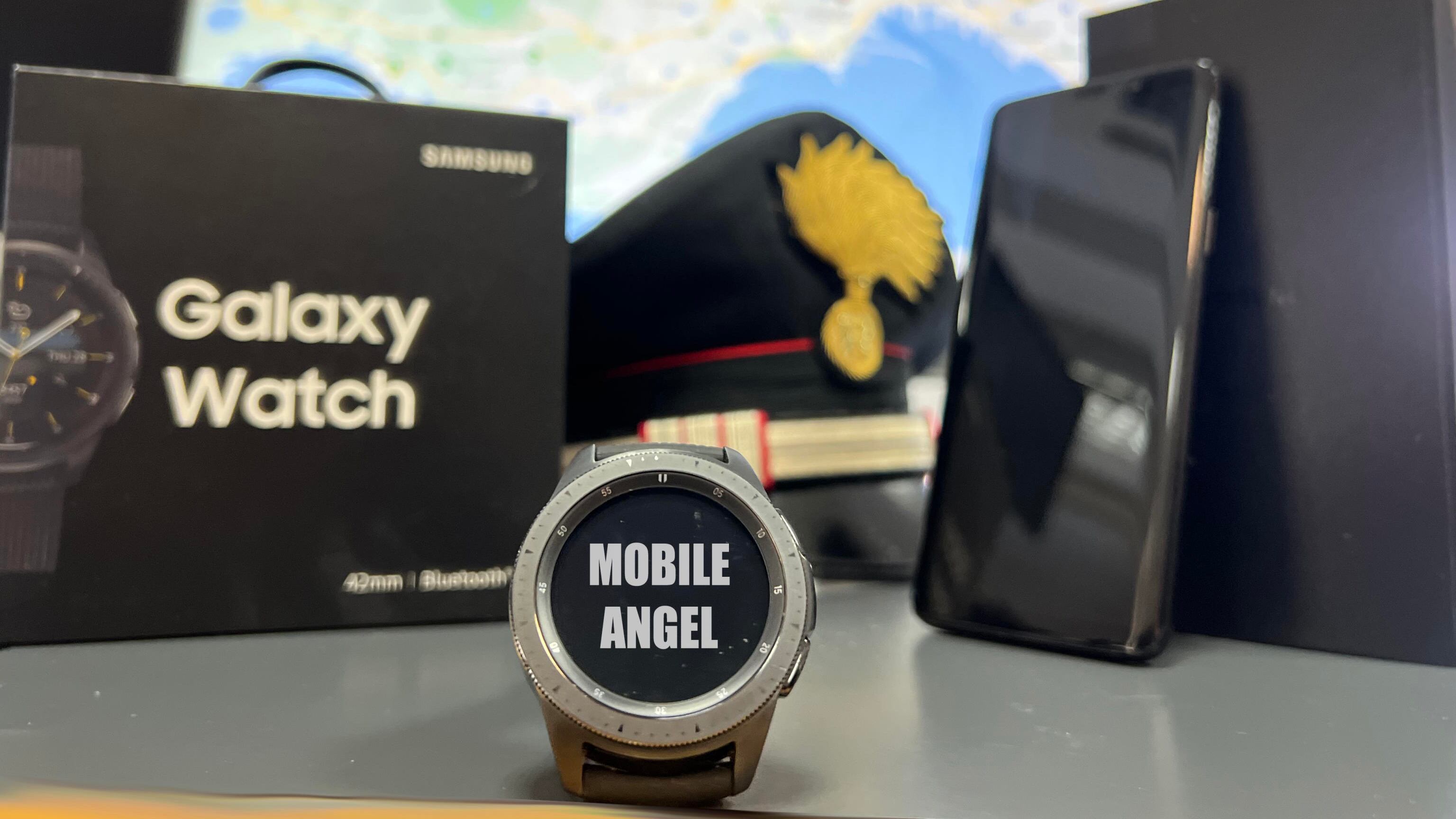 Lui voleva sfregiarla con l'acido. C'è lo smartwatch salva-donne