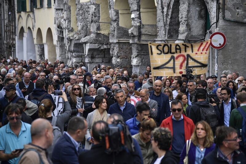 Genova, la protesta contro il governo 5