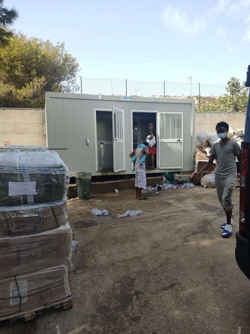 La situazione nell'hotspot di Lampedusa 1