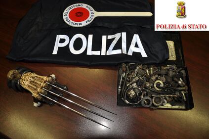 Con queste armi volevano uccidere i poliziotti 3
