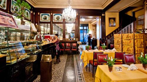 Per piacere, non chiamiamoli bar