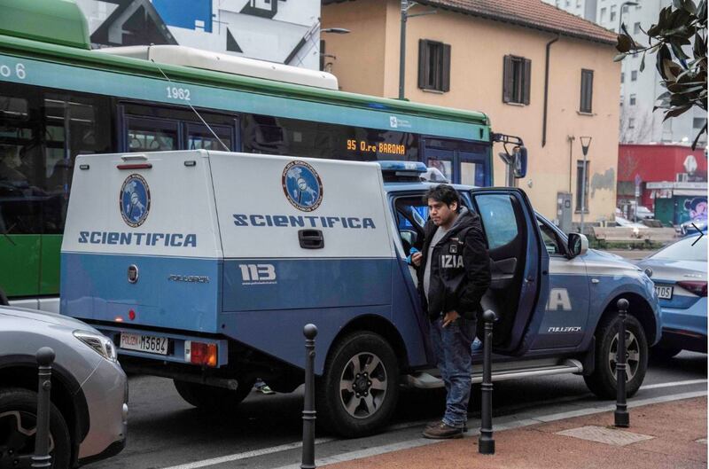 Omicidio in un bar in zona Corvetto 8