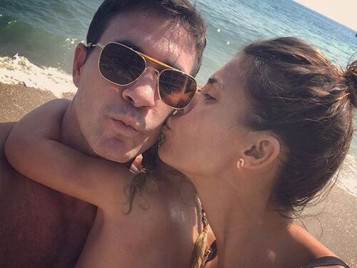 La Canalis compie 40 anni: gli scatti dell'ex fiamma di Vieri e Clooney