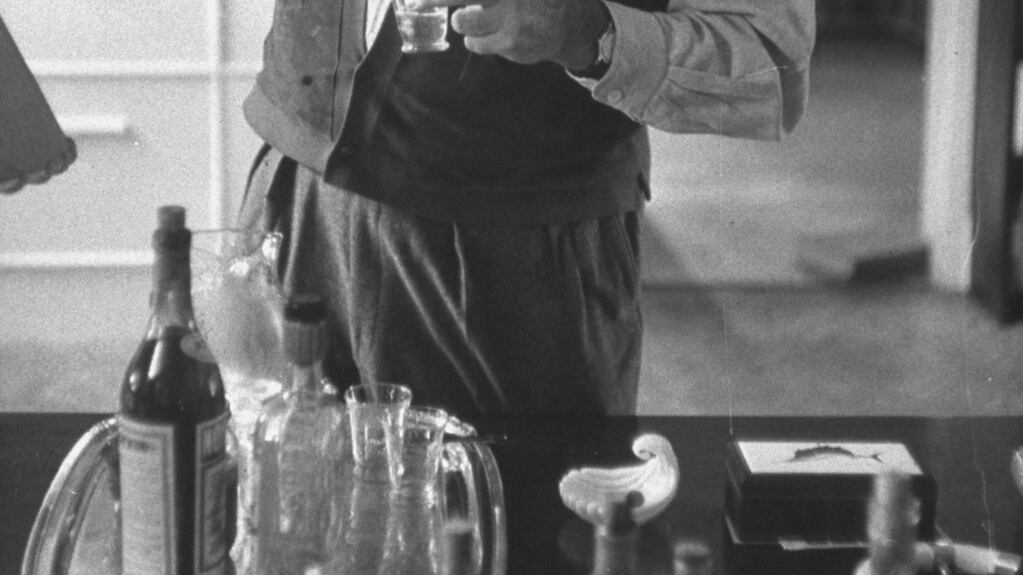 La Storia è un cocktail e non sbaglia miscela