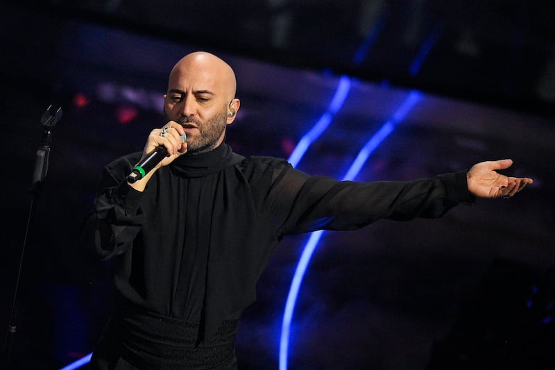 Sanremo 2024: ecco il look della prima serata del Festival dei Negramaro 6