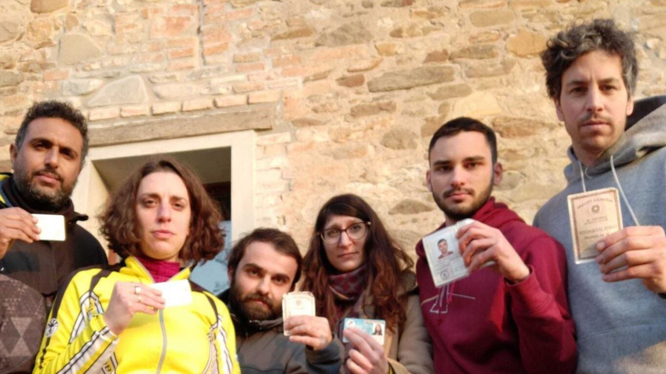 "Polizia scheda i giovani", "Fanno il loro lavoro". La sinistra si schianta sulla movida violenta