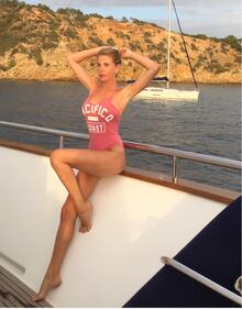 Alessia Marcuzzi, l'estate sexy 10
