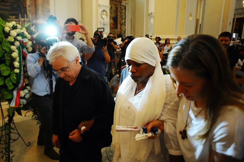 Fermo, i funerali di Emmanuel Chidi Namdi 9