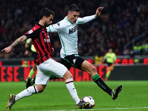 Il Milan soffre ma vince 1-0 con il Sassuolo: sorpasso sull'Inter al terzo posto