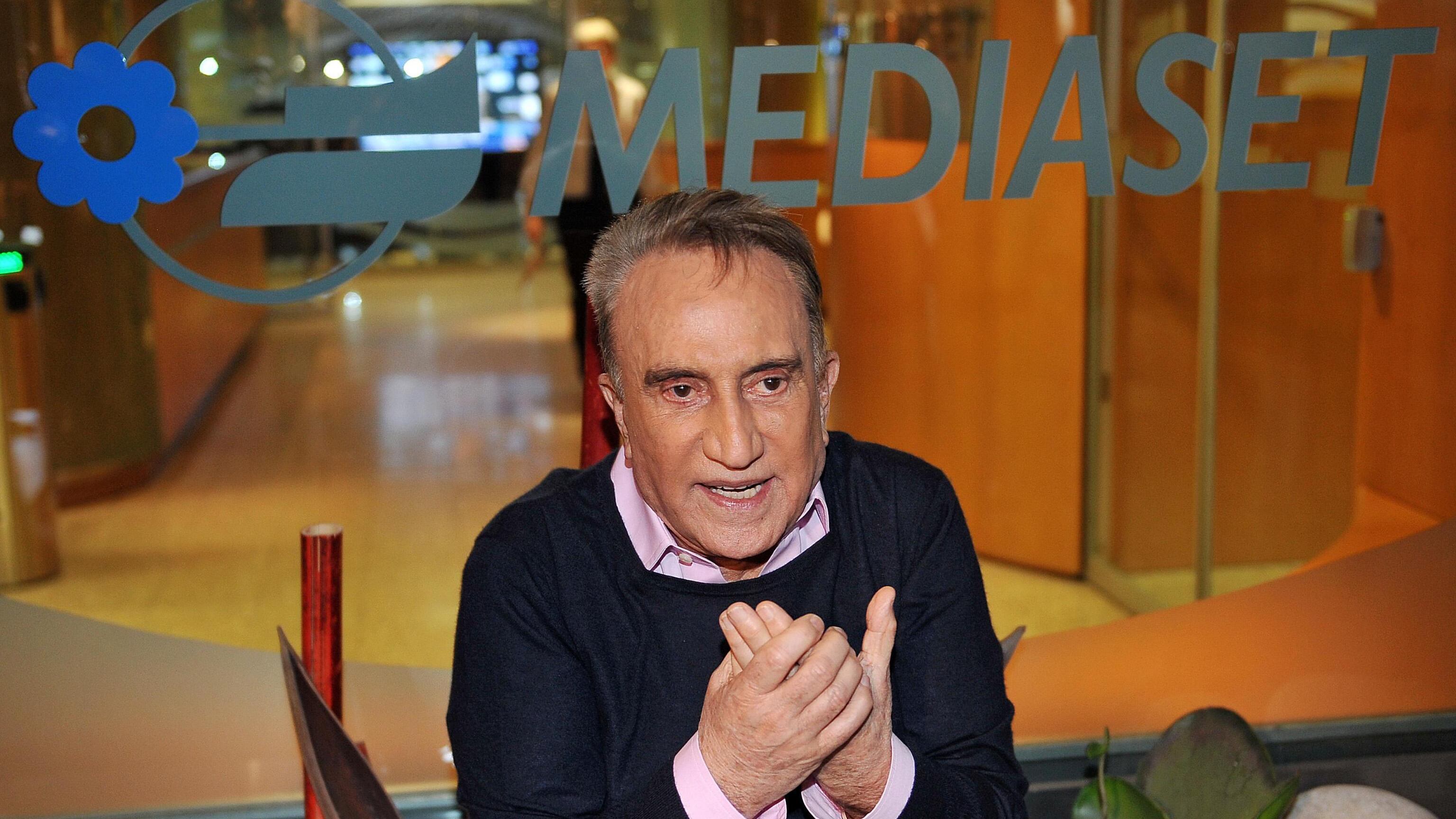 Emilio Fede, il saluto della politica