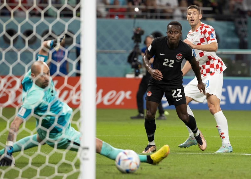 Kramaric segna il gol del vantaggio in Croazia-Canada