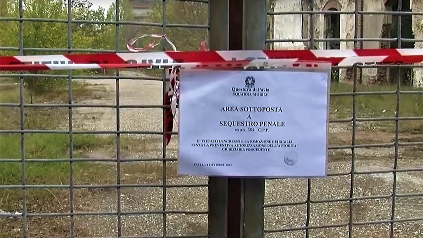 "Un corpo carbonizzato". Il macabro ritrovamento di un operaio a lavoro