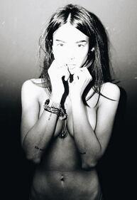 La sexy fashion blogger che fa impazzire il web 3