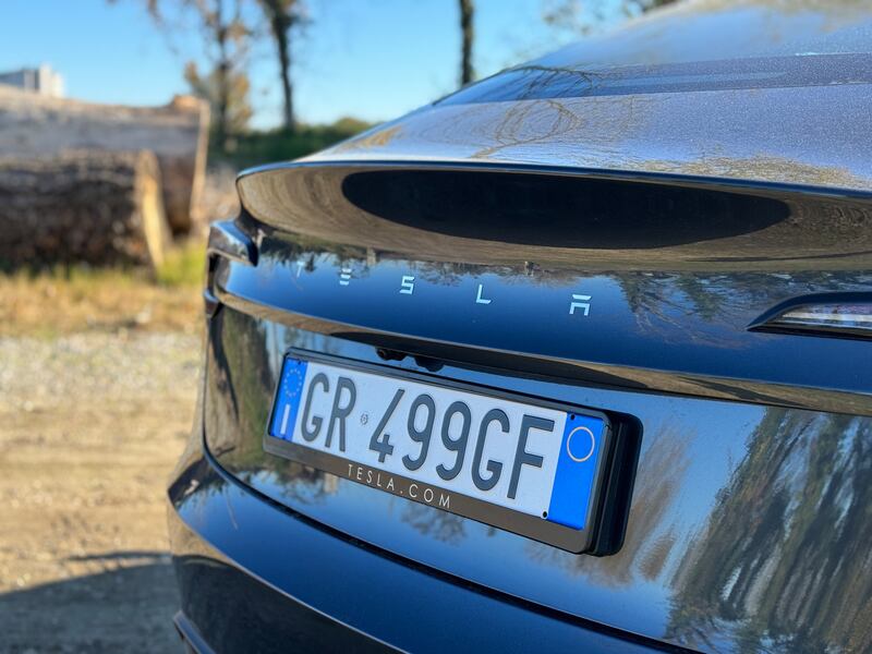 Tesla Model 3 Highland 2024: guarda la gallery 6