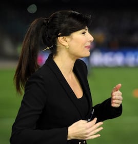 Ilaria D'Amico e Gigi Buffon, passione in piscina e pancino sospetto 11
