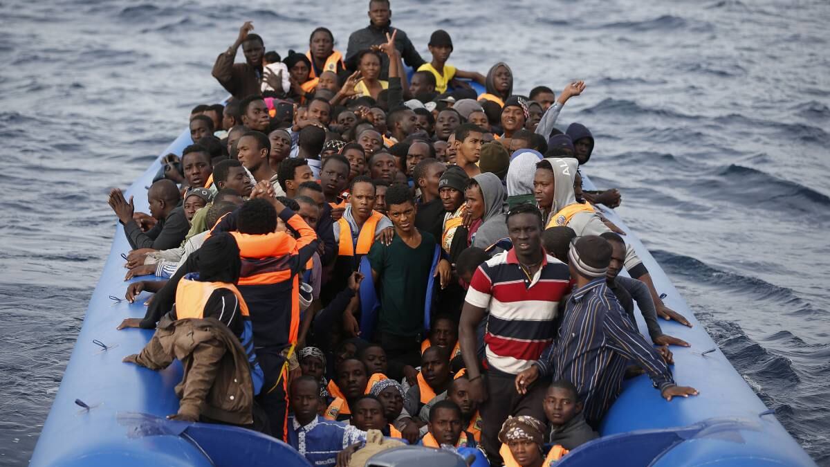 I finanziamenti fantasma alle coop: non c'è solo il ghetto dei migranti