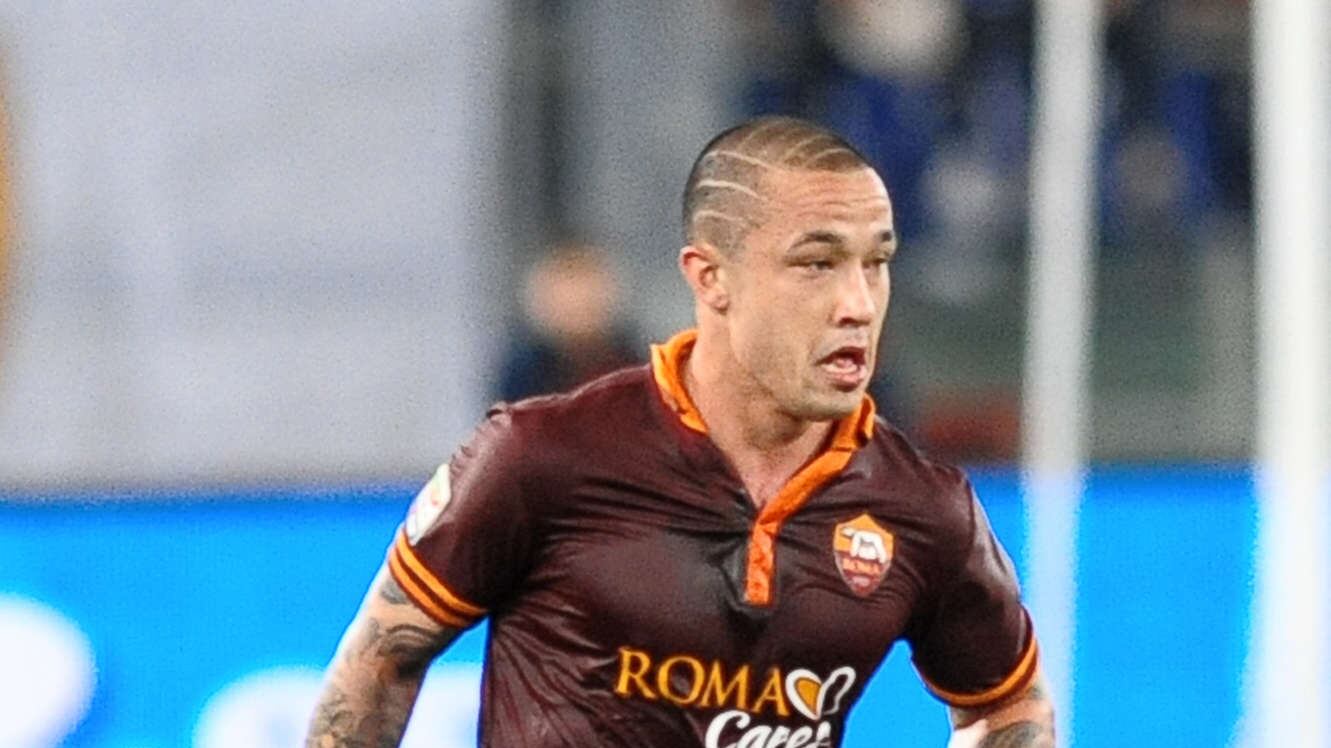 Nainggolan, una botta che fa sfiorire la Viola
