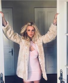 Britney Spears sexy al mare 6