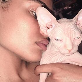 Tina Kunakey, sexy compagna di Vincent Cassel 2