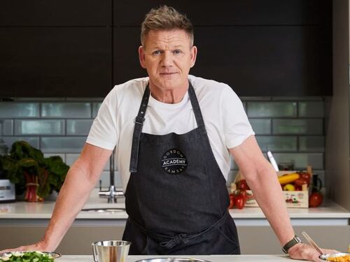 "La cucina greca meglio di quella italiana". Bufera su Gordon Ramsay