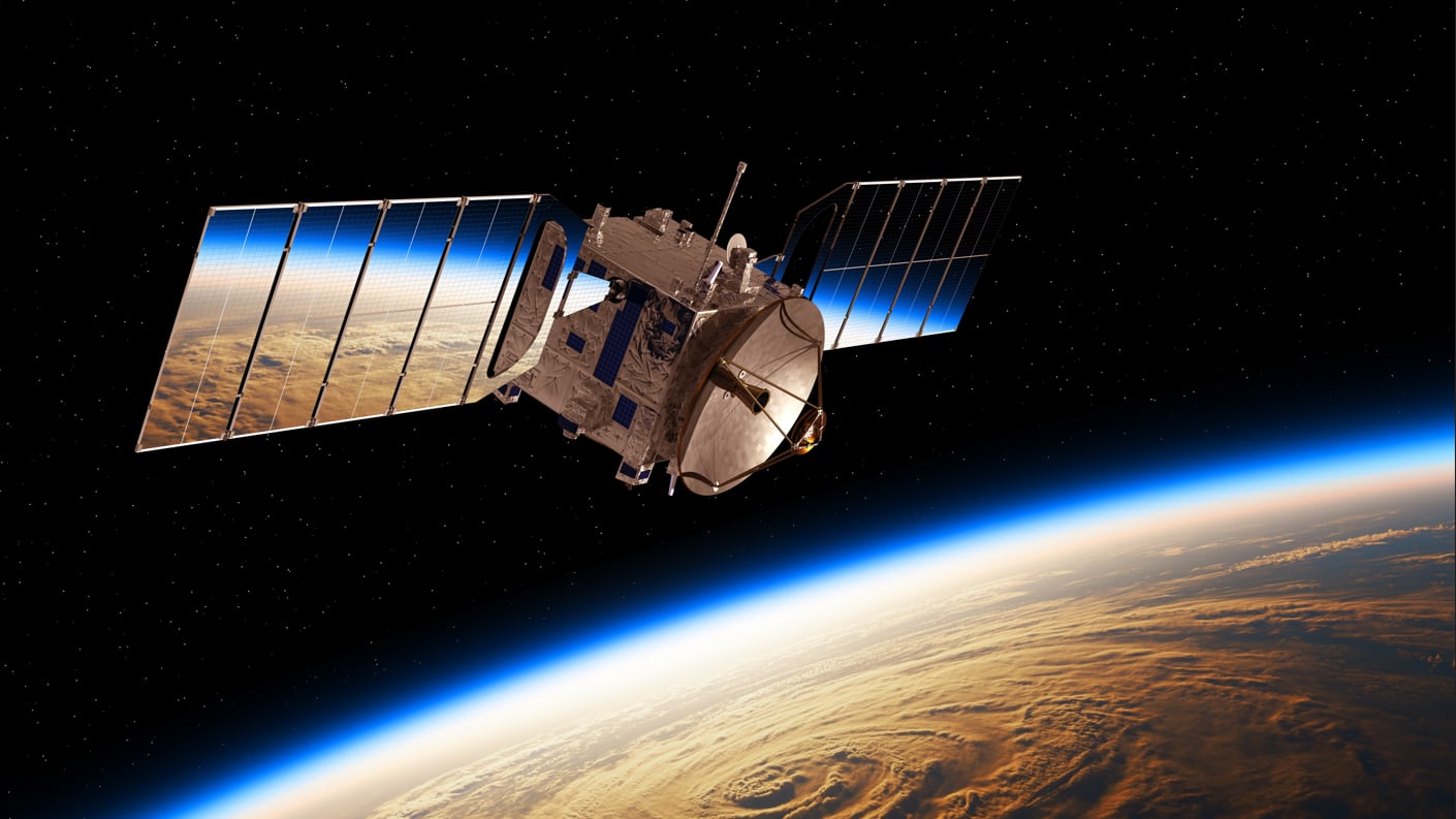Rischio "spaziale" per gli Usa: cosa può succedere ai satelliti