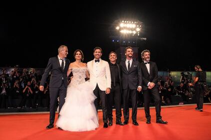 Penelope Cruz è raggiante sul red carpet del Festival di Venezia  5