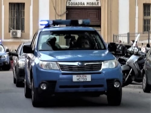 Rapina e tentata violenza sessuale: arrestati due tunisini