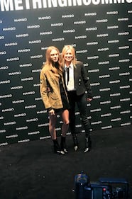 Cara Delevingne e Kate Moss a Milano, folla in delirio 5