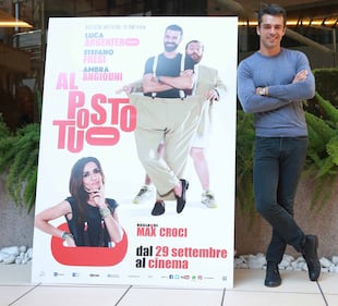 Luca Argentero con il cast del film "Al posto tuo" 7