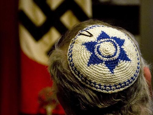 Un altro bluff di Abu Mazen: «Shoah, il crimine più odioso»