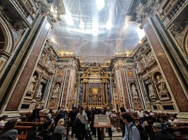 La preparazione della tomba di Papa Francesco a Santa Maria Maggiore 3