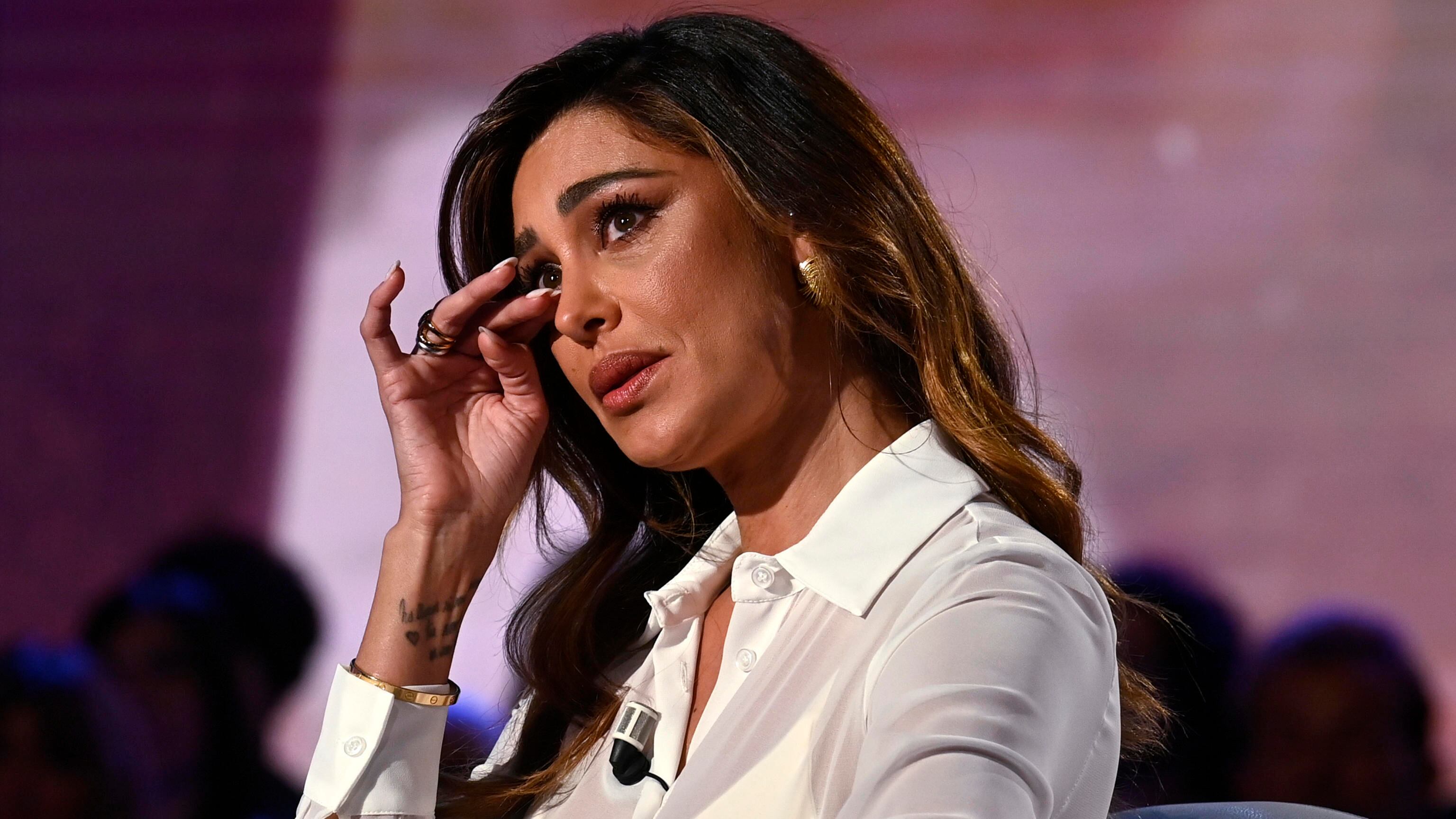 "Odio il gossip. Sono stata male. Io come Ilary". Belen Rodriguez a ruota libera nell'ultima intervista