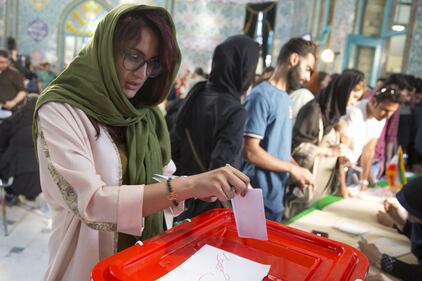 L'Iran al voto per scegliere il prossimo presidente 1