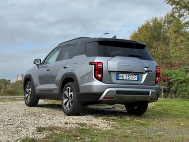 KGM Torres 2025: guarda la gallery del SUV pratico e accessibile 1