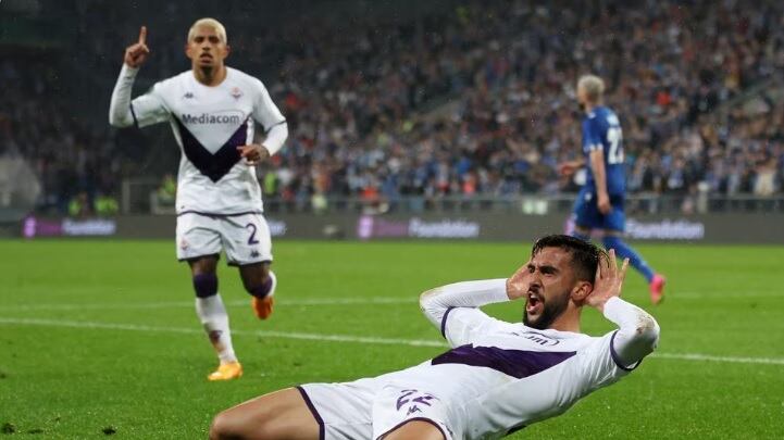 Conference League, Fiorentina corsara in Polonia: sgretolato il Lech Poznan per 4-1