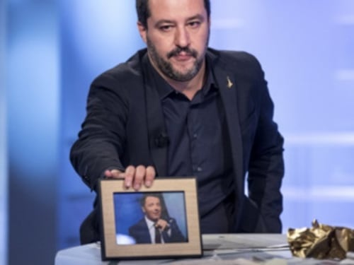Ladro ucciso, Renzi insulta Salvini: "Fa lo sciacallo, non il ministro"