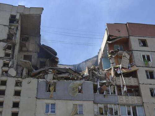 Mykolaiv, tra le macerie delle caserme si temono almeno ottanta vittime