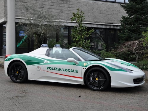 I vigili urbani di Milano avranno in dotazione una Ferrari